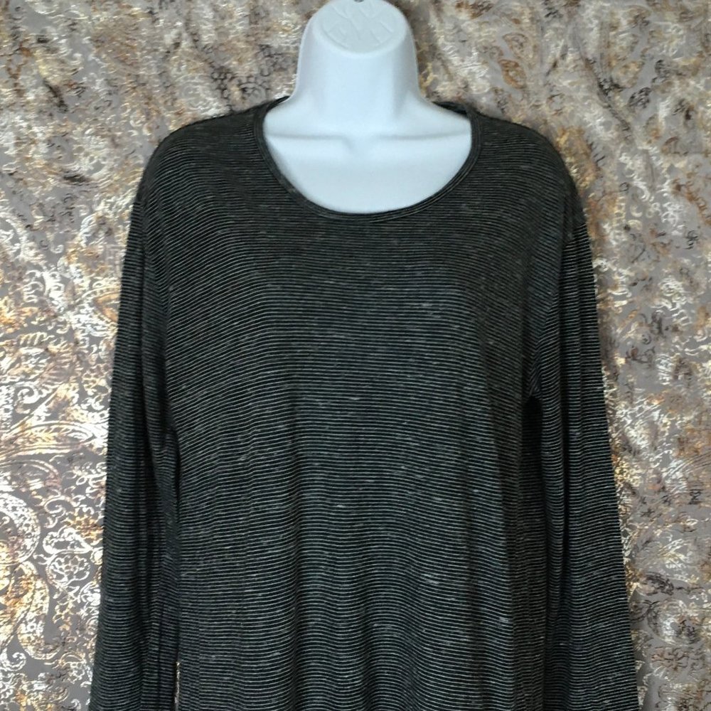 Three Feathers | Striped Top - Picture 2 of 8